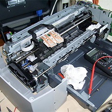 Técnico trabajando